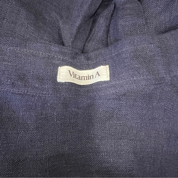Vitamin A Playa Eco Linen Navy Button Down Shirt Coverup Medium NWOT - Picture 8 of 10